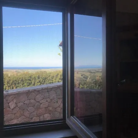 Magnifica Casa Sulla Costa Della Nurra 度假居 *